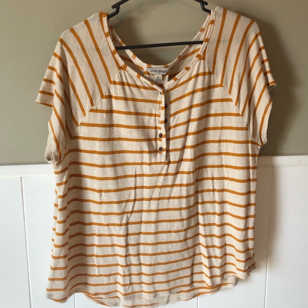 Lucky Brand T